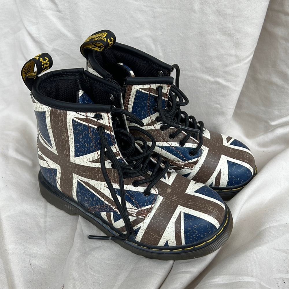 British flag Dr. Martens